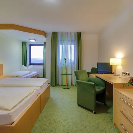 Panorama Hotel 3*
