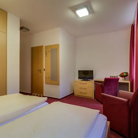 Panorama Hotell 3*