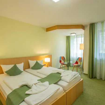 Panorama Hotel 3*