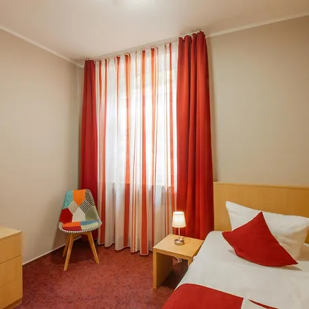 Panorama Hotel 3*