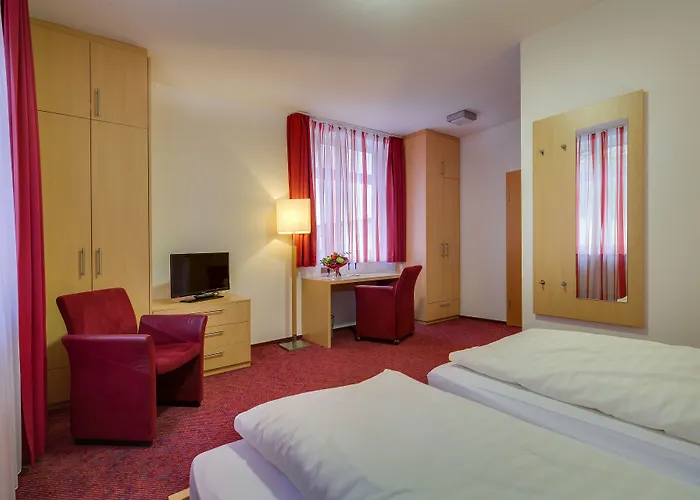 Panorama Hotell 3*