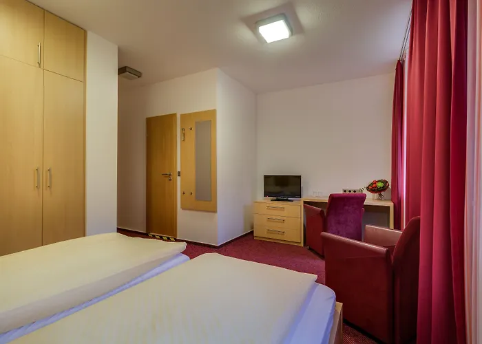 Panorama Hotell 3*